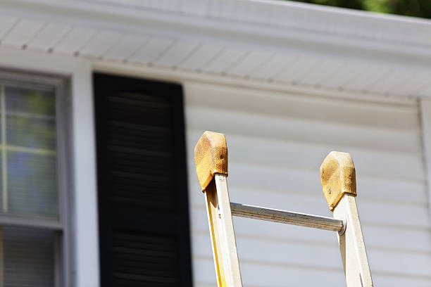 Affordable siding repair and maintenance services in Ashville, AL